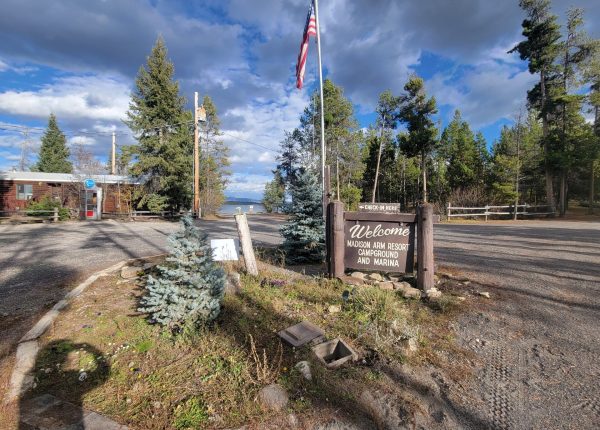 Madison Arm Resort American Flag