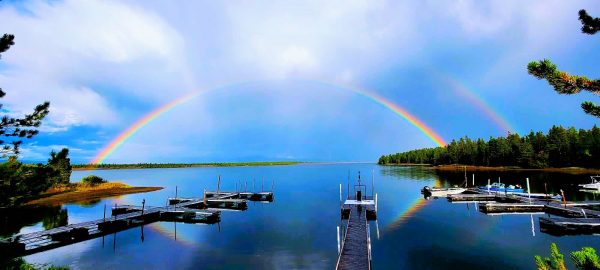 Marina Rainbow Madison Arm Resort 2
