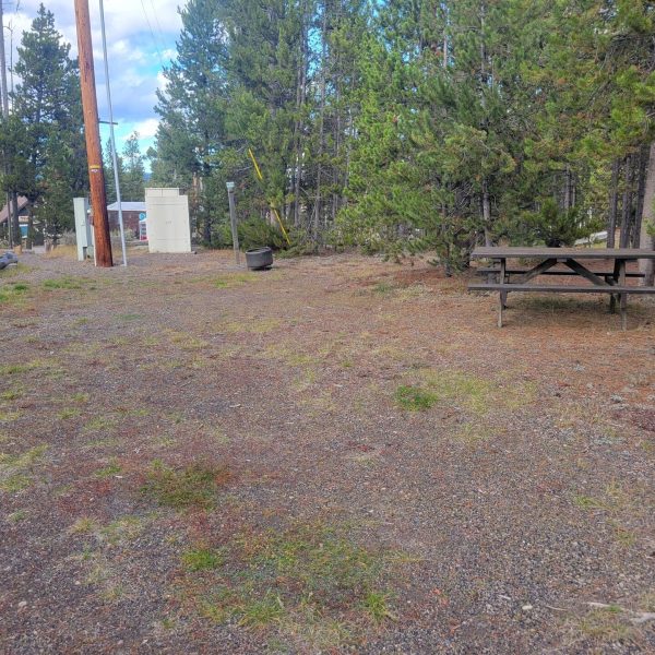 O10 Overflow Dry Camping West Yellowstone