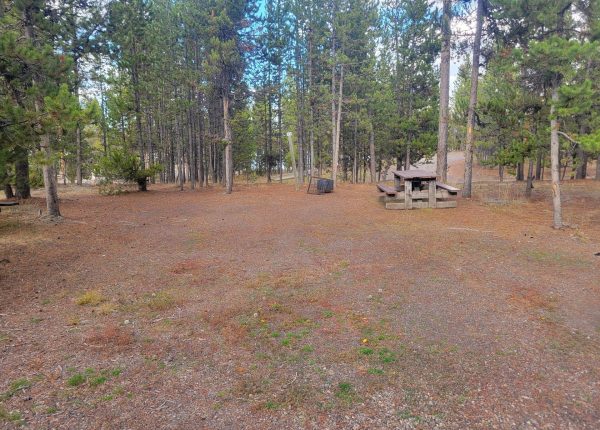 O9 Overflow Dry Camping Yellowstone Campsite