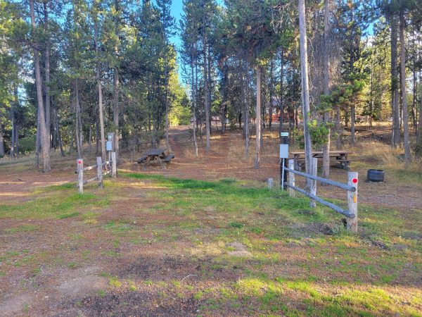 Lakeside Water & Power Campsite WP12