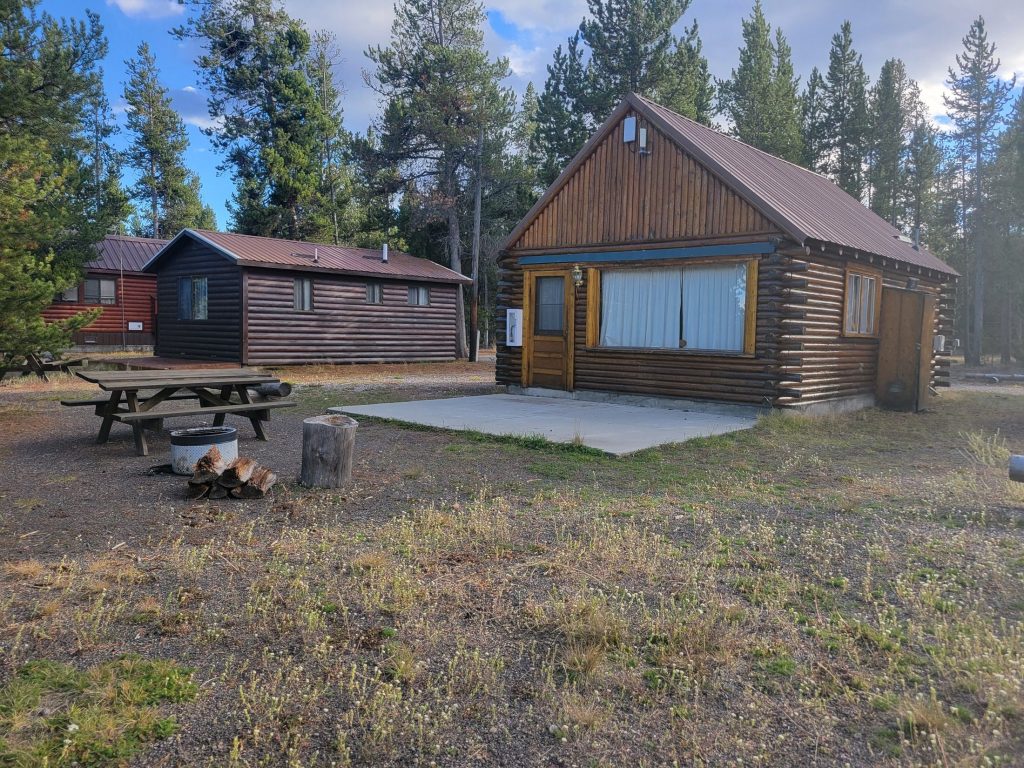 Cabin 2 Rear Madison Arm