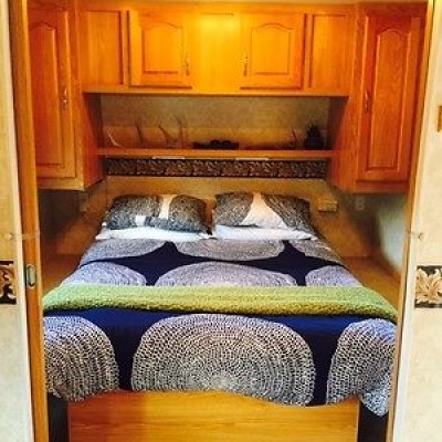 HR Bedroom 400x400 c