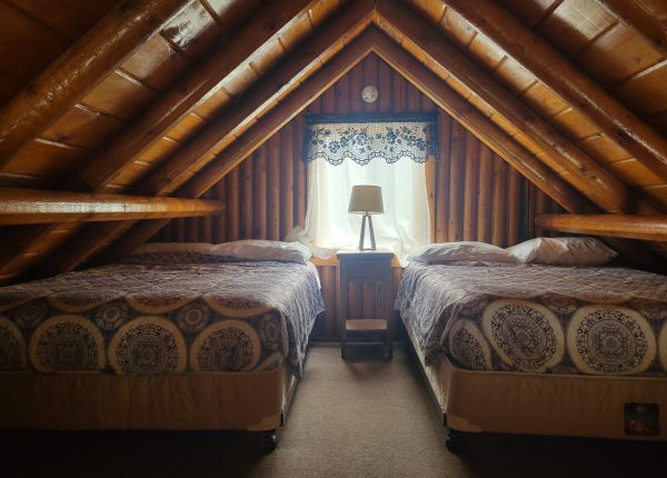 loft cabin 2