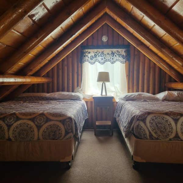 loft cabin 2